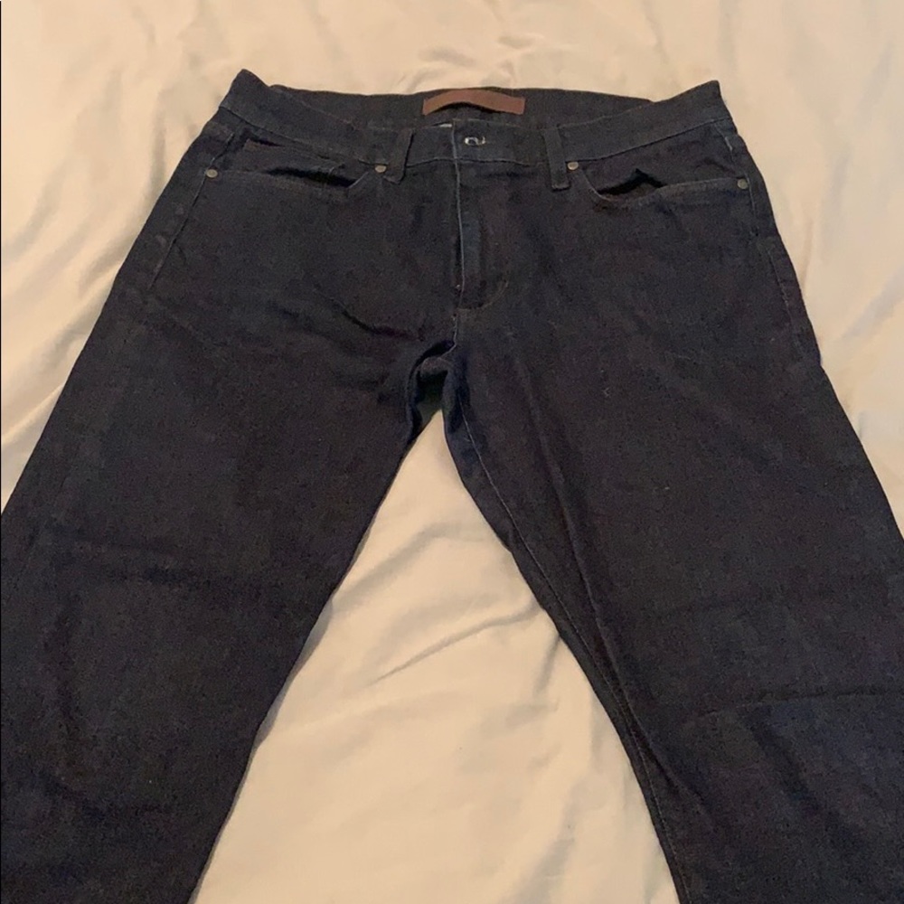 Like new slim fit Joe’s Jeans